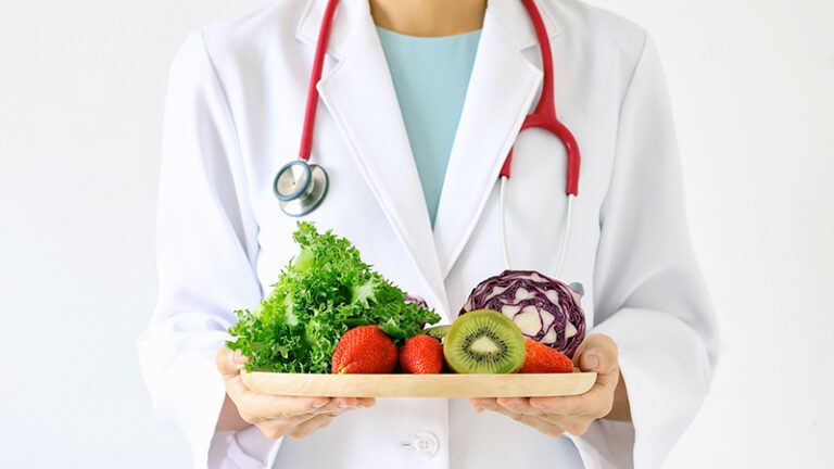 Scopri di più sull'articolo Tumore al seno, per scongiurare il pericolo basta mangiare frutta e verdura